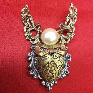 Jane Angel Pin Brooch Metal Gold Silver Signed